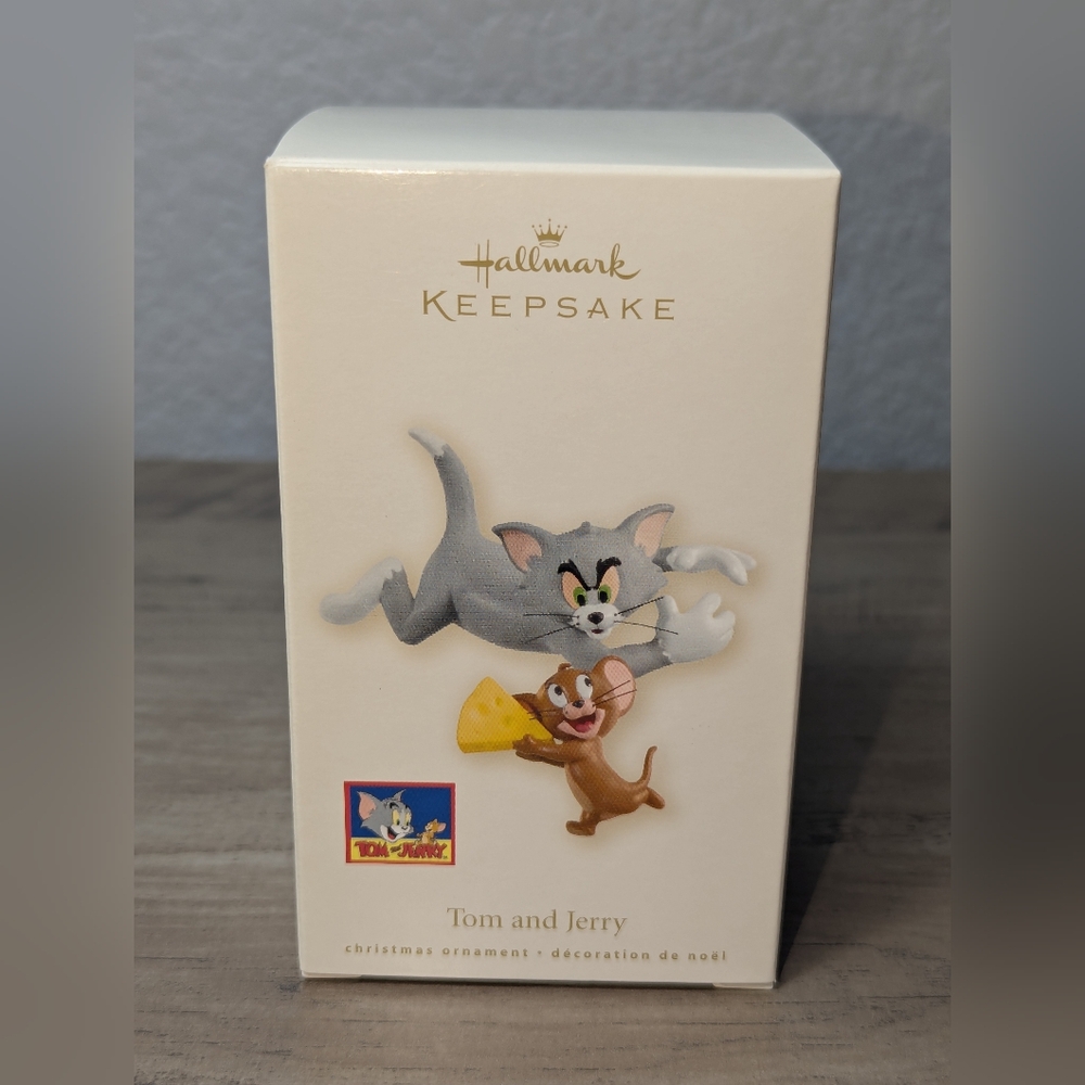 Tom and Jerry   Hallmark Christmas Ornament